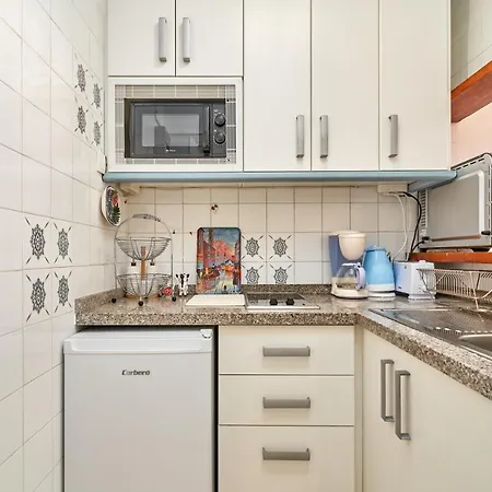 Great Sea Views A68 Apartment *