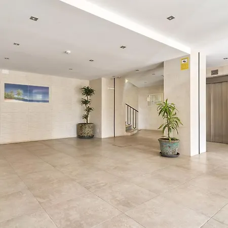 Great Sea Views A68 Apartment